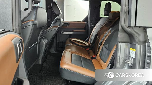 Ford Bronco 6th Generation 2022 Серый из Кореи, фото 3