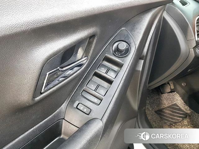 Chevrolet (GM Daewoo) The New Trax 2019 Белый из Кореи, фото 3