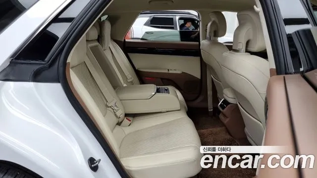 Hyundai Grandeur Hybrid (GN7) 2023 Белый из Кореи, фото 3