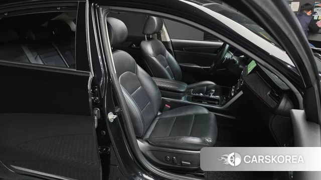 Kia K7 Premier 2019 Черный из Кореи, фото 3