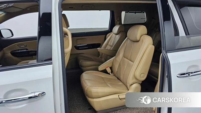 Kia The New Carnival 2018 Белый из Кореи, фото 3