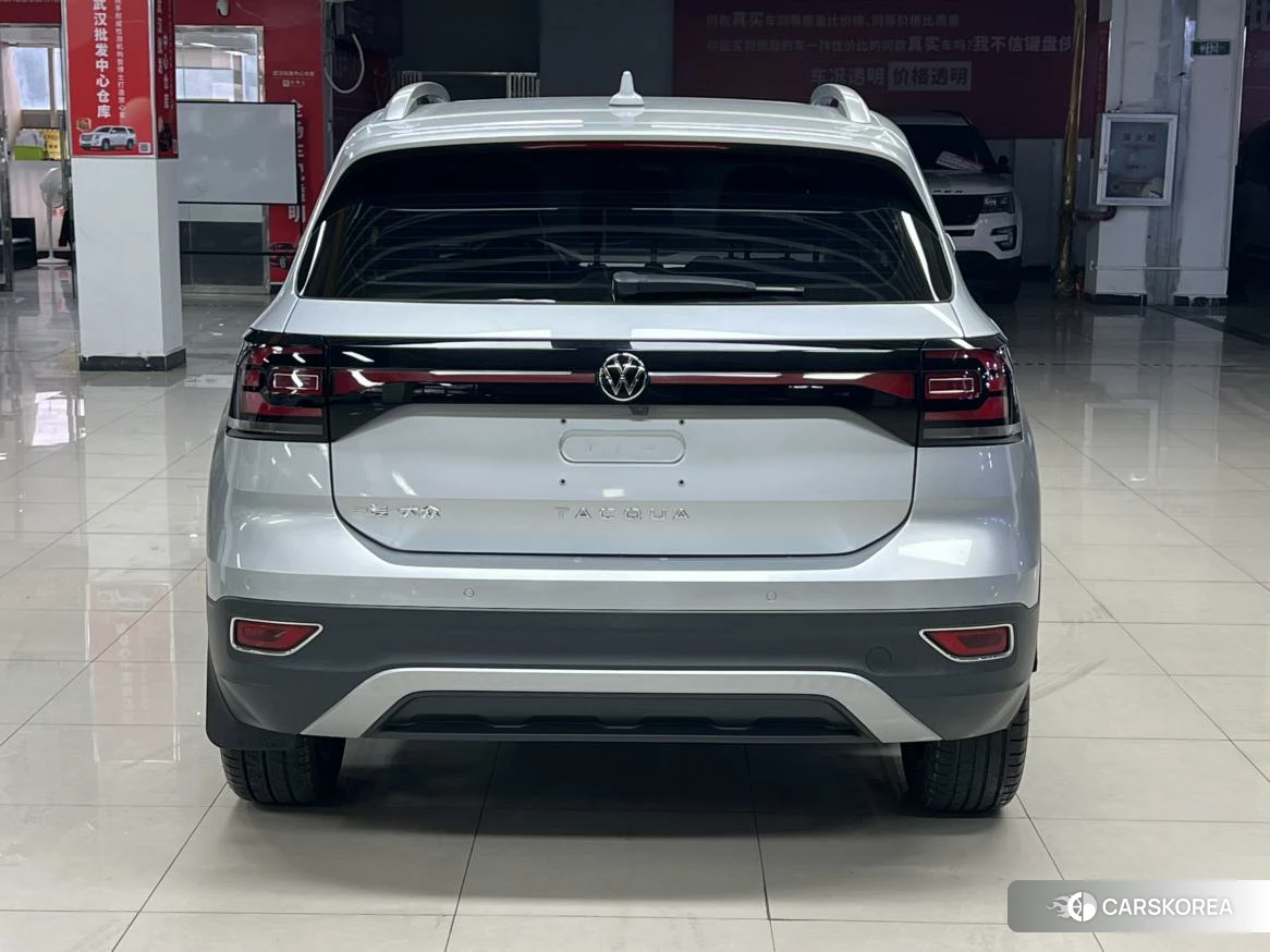 Volkswagen Exploring the shadow 2021 Серебристо-серый из Китая, фото 3