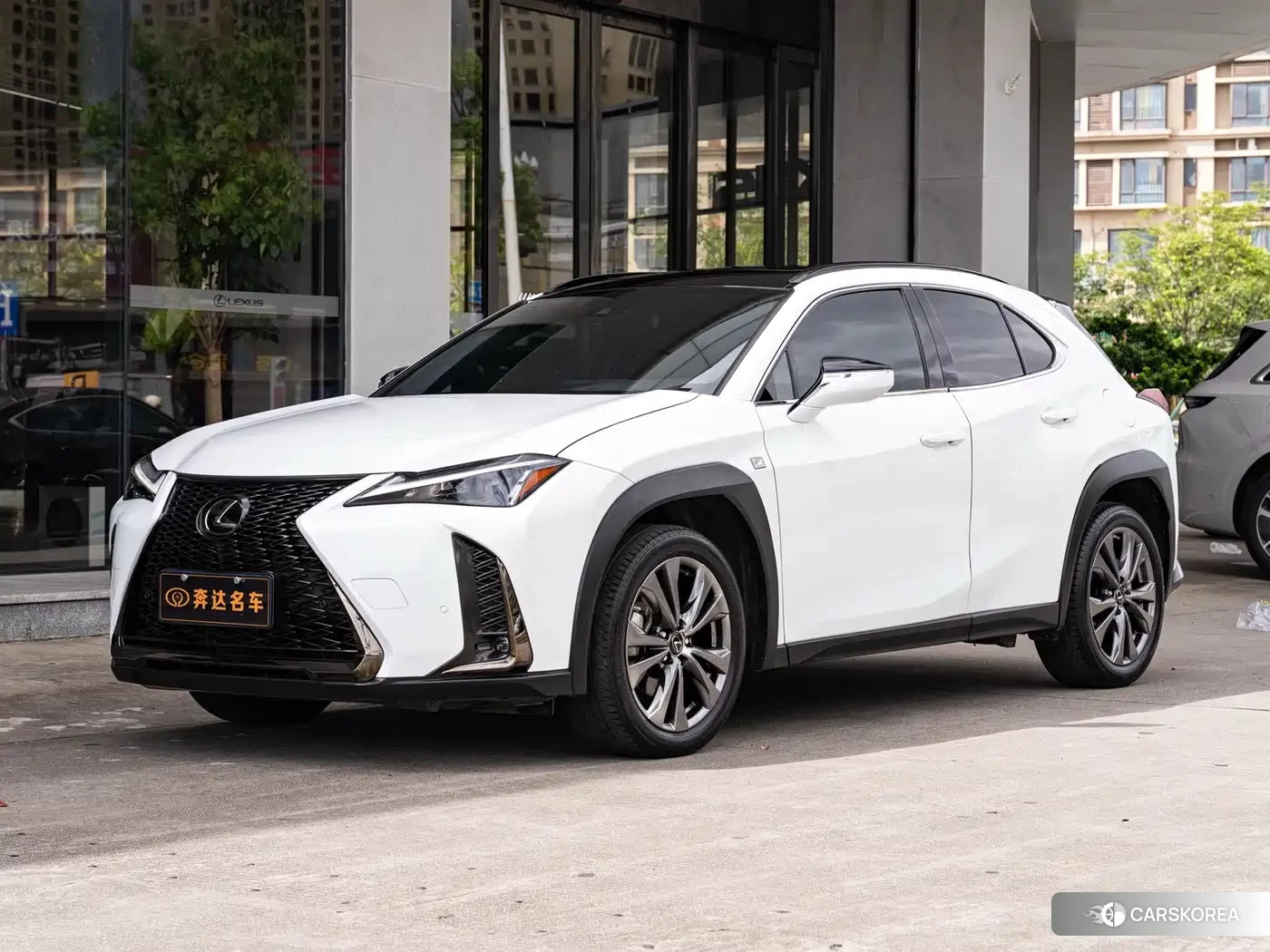 Lexus UX 2022 Белый из Китая, фото 3
