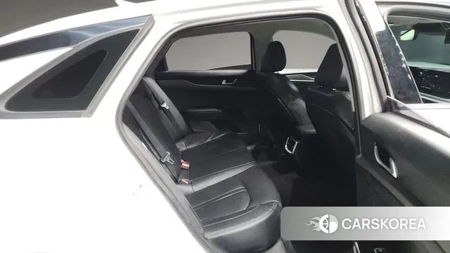 Kia K5 3rd generation 2022 Белый из Кореи, фото 3