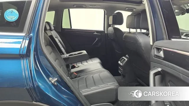 Volkswagen Tiguan second Generation 2021 Синий из Кореи, фото 3