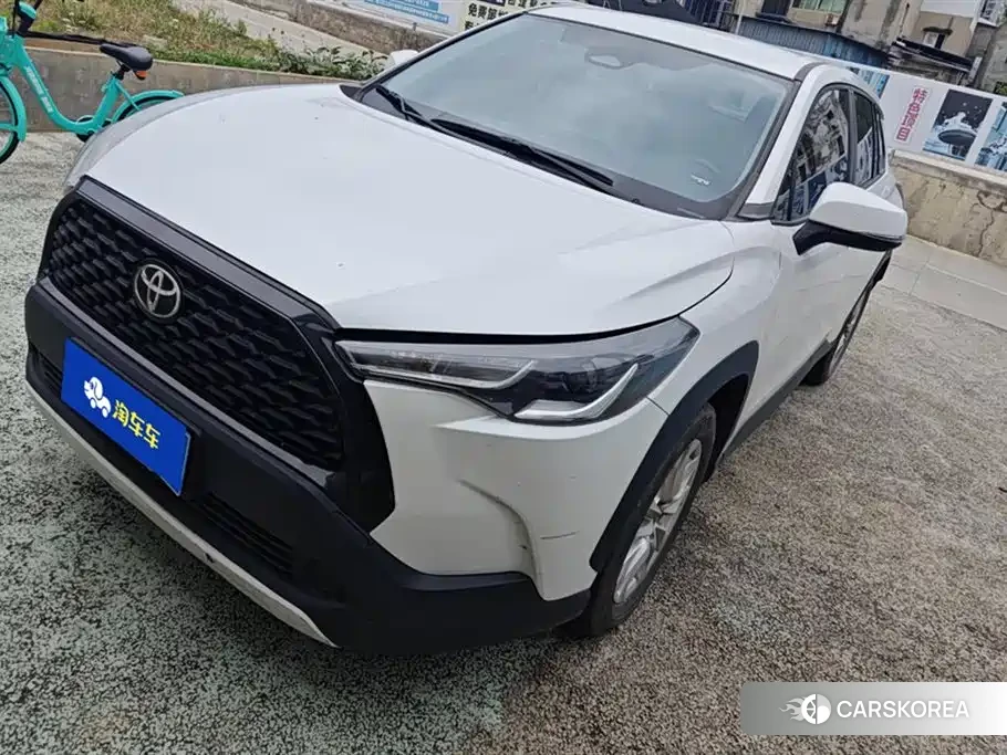 Toyota Corolla 2024 Белый из Китая, фото 3
