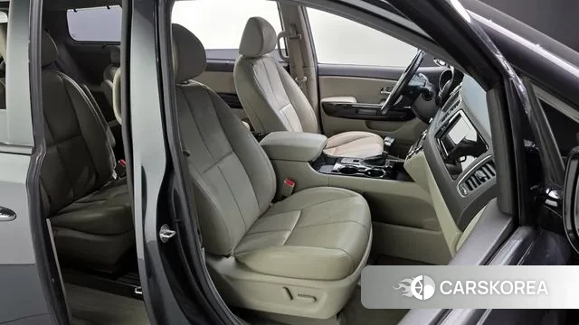 Kia The New Carnival 2018 Серый из Кореи, фото 3