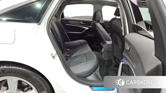 Audi A6 (C8) 2020 Белый из Кореи, фото 3