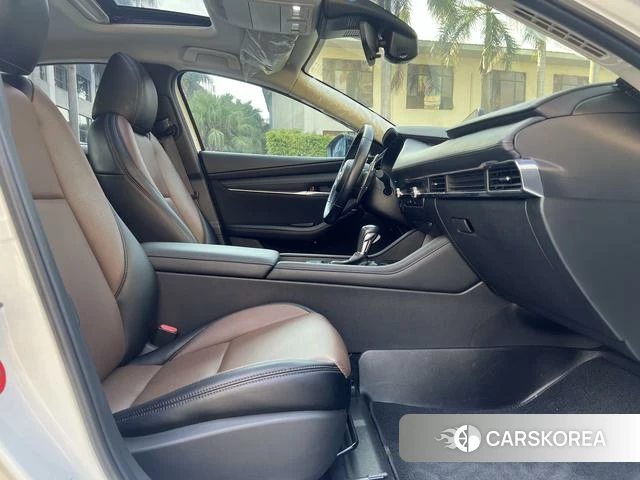Mazda 3 Angkesaila 2021 Белый из Китая, фото 3