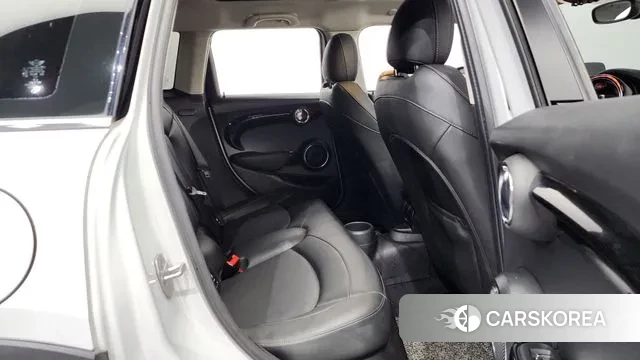 Mini Cooper 2020 Серебряный из Кореи, фото 3