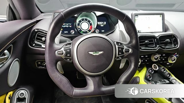 Aston Martin Vantage 2nd Generation 2020 Светло-серебряный цвет из Кореи, фото 3
