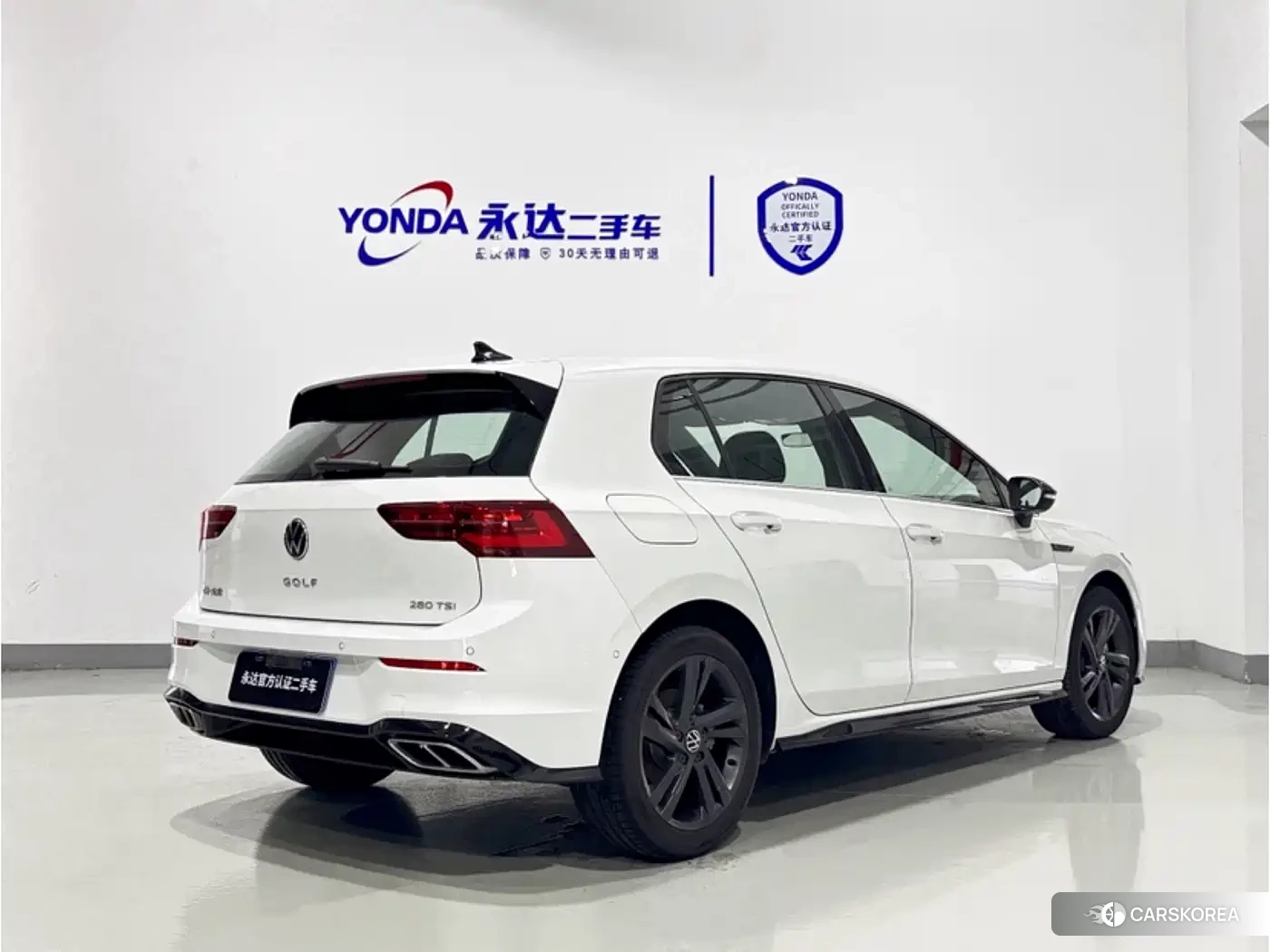 Volkswagen Golf 2024 Белый из Китая, фото 3
