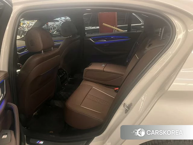 BMW 5 series 2023 Белый из Китая, фото 3