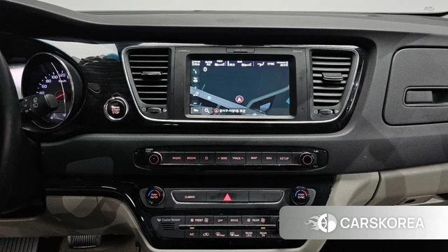 Kia The New Carnival 2018 Белый из Кореи, фото 3