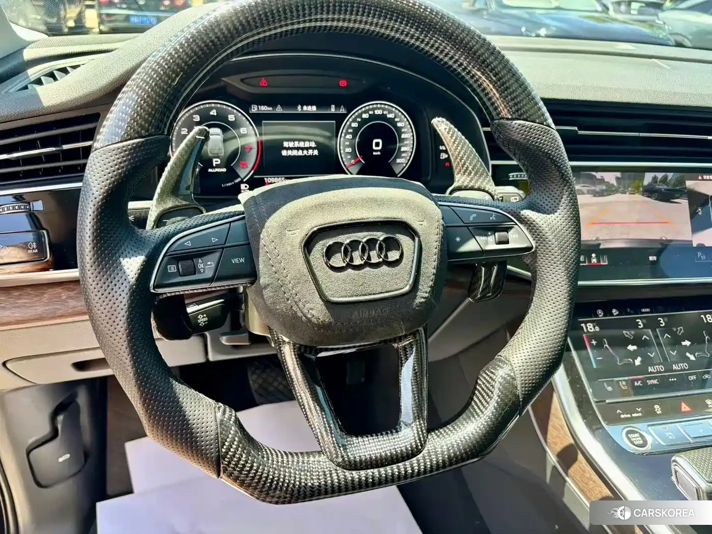 Audi Q7 2021 Черный из Китая, фото 3