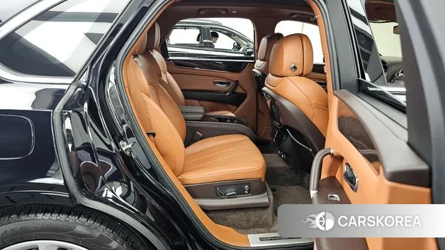 Bentley Bentayga 2020 Черный из Кореи, фото 3