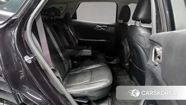 Kia Sportage 5th Generation 2021 Черный из Кореи, фото 3