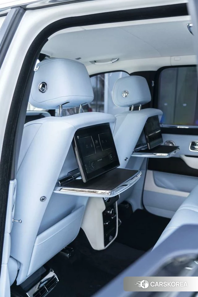 Rolls-Royce Cullinan 2024 Белый из Китая, фото 3
