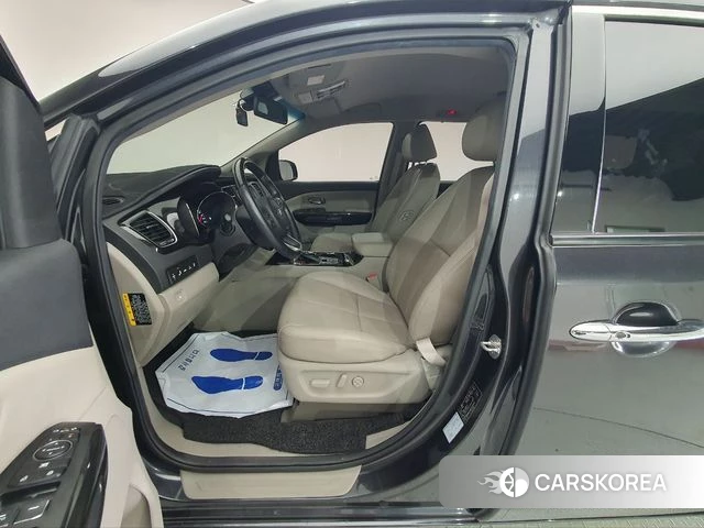 Kia The New Carnival 2019 Серый из Кореи, фото 3