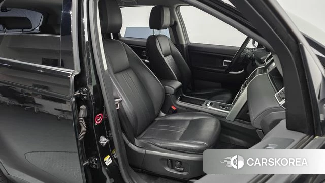 Land Rover Discovery Sports 2019 Черный из Кореи, фото 3