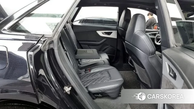Audi Q8 (4M) 2021 Черный из Кореи, фото 3