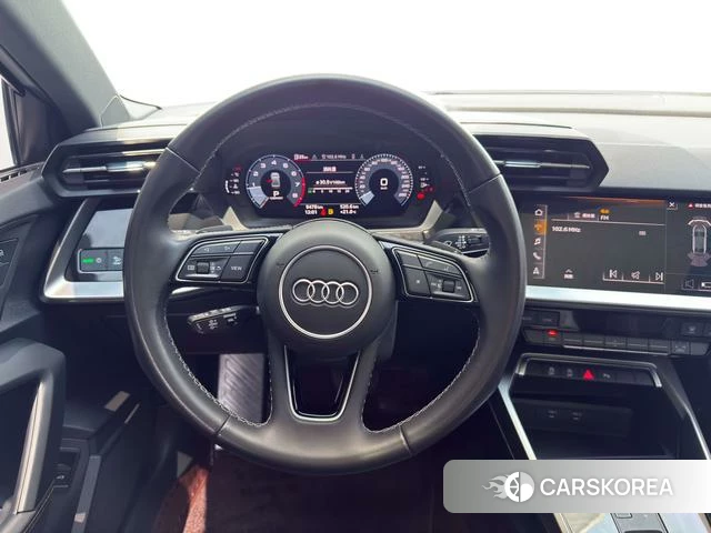 Audi A3 2024 Белый из Китая, фото 3