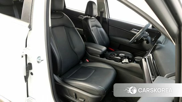 Kia Sportage 5th Generation 2023 Белый из Кореи, фото 3