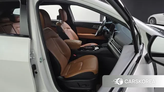 Kia Sportage 5th Generation 2022 Белый из Кореи, фото 3