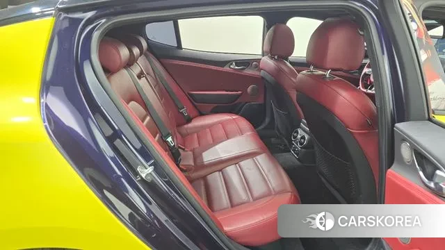 Kia Stinger 2018 Желтый из Кореи, фото 3