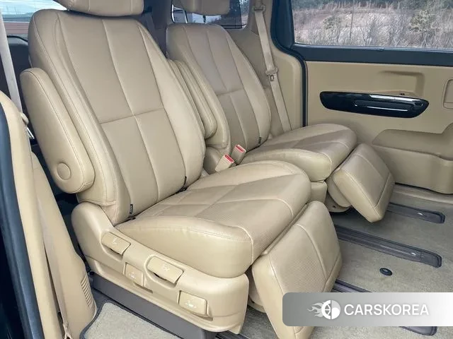 Kia The New Carnival 2018 Черный из Кореи, фото 3