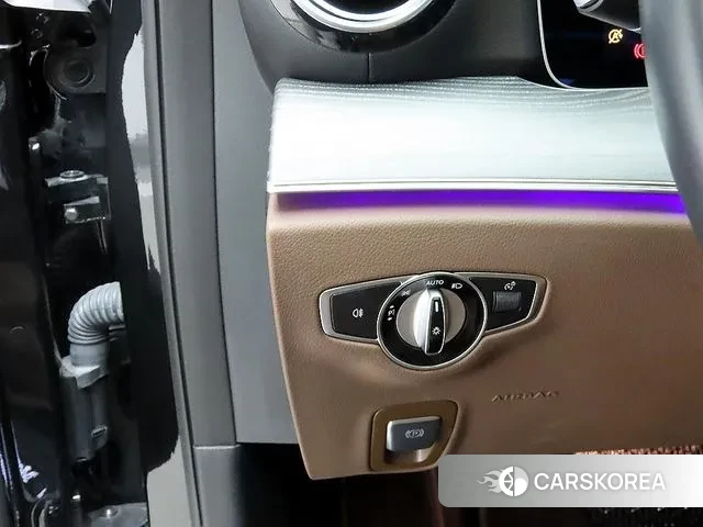 Mercedes-Benz E-Class W213 2022 Черный из Кореи, фото 3