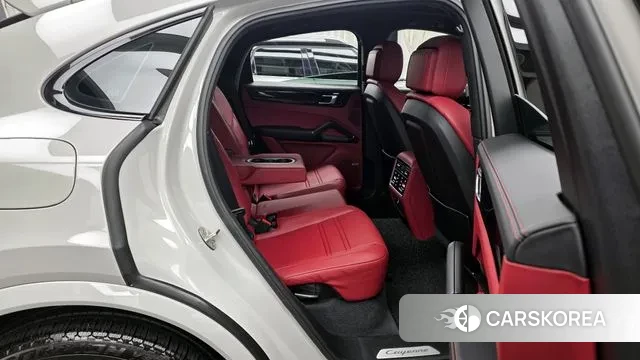 Porsche Cayenne (PO536) 2021 Серебряный из Кореи, фото 3