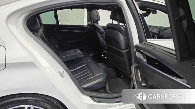 BMW 5 Series (G30) 2020 Белый из Кореи, фото 3