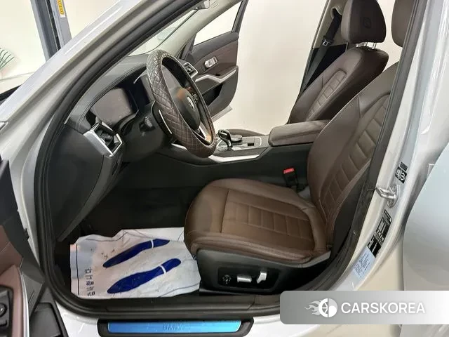 BMW 3 Series (G20) 2019 Серебряный из Кореи, фото 3