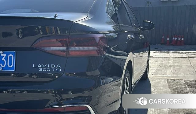 Volkswagen Lavida 2024 Черный из Китая, фото 3
