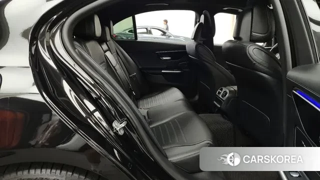 Mercedes-Benz C-Class W206 2024 Черный из Кореи, фото 3