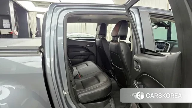 Chevrolet (GM Daewoo) Real New Colorado 2022 Серый из Кореи, фото 3