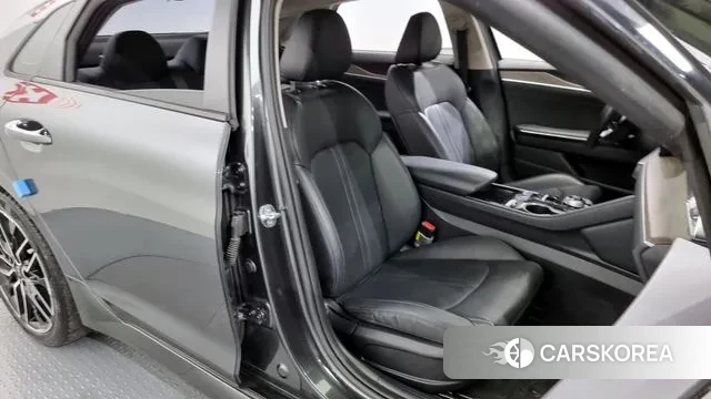 Kia K5 3rd generation 2020 Черный из Кореи, фото 3