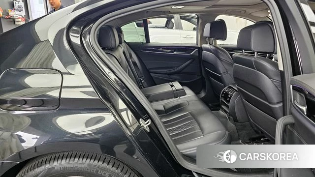 BMW 5 Series (G30) 2020 Черный из Кореи, фото 3