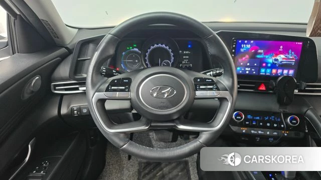 Hyundai Avante Hybrid (CN7) 2023 Белый из Кореи, фото 3