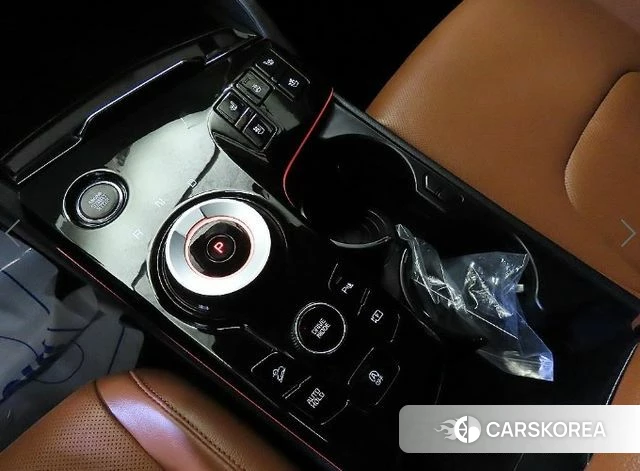 Kia Sportage 5th Generation 2023 Белый из Кореи, фото 3