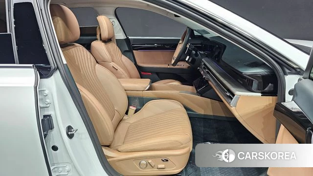 Hyundai Grandeur (GN7) 2025 Белый из Кореи, фото 3