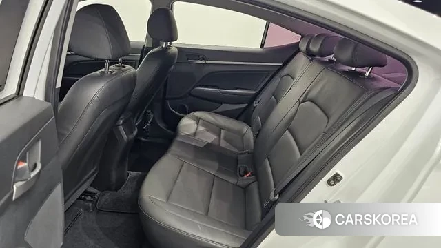 Hyundai Avante AD 2018 Белый из Кореи, фото 3