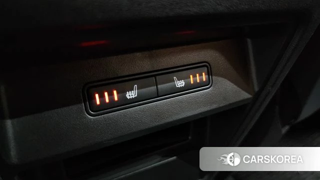 Land Rover Discovery Sports 2019 Черный из Кореи, фото 3