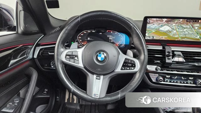 BMW 5 Series (G30) 2022 Черный из Кореи, фото 3