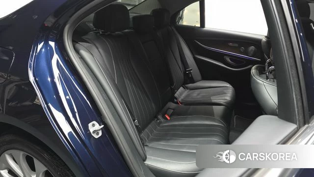 Mercedes-Benz E-Class W213 2019 Синий из Кореи, фото 3