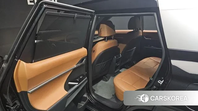 Ssangyong Torres 2023 Черный из Кореи, фото 3