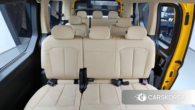 Hyundai Staria 2024 Желтый из Кореи, фото 3