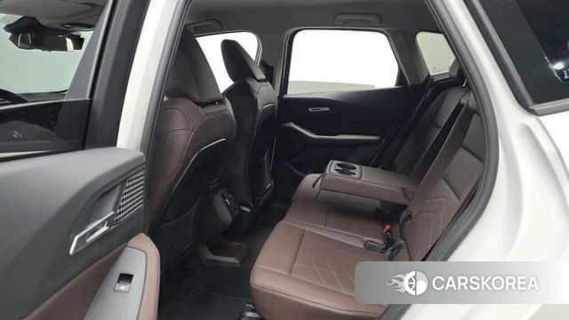 BMW 2 Series Active Tourer (U06) 2024 Белый из Кореи, фото 3