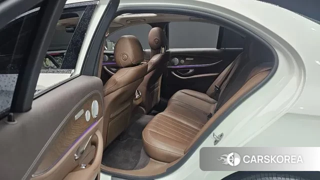 Mercedes-Benz E-Class W213 2020 Белый из Кореи, фото 3